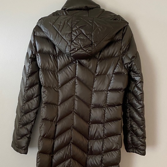 Calvin Klein Women's Black Quilted Puffer Jacket - Picture 6 of 7